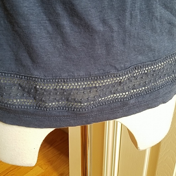 Top - Picture 2 of 5